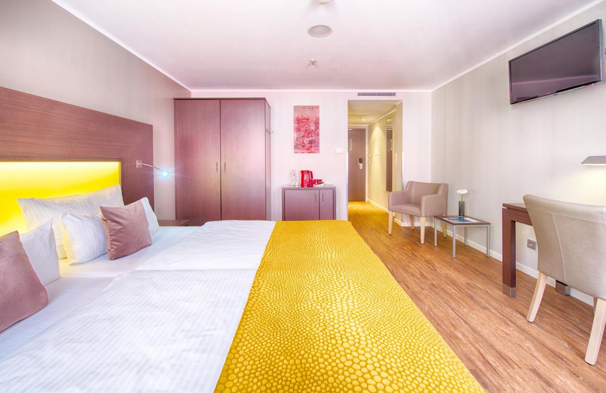 Hotel Leonardo Center 4*